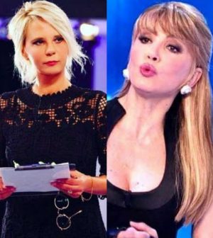 foto maria de filippi Milly Carlucci Ezio greggio Enzo iacchetti