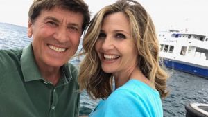 Foto Lorella Cuccarini e Gianni Morandi L'isola di Pietro