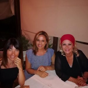 foto Tina Cipollari con le amiche