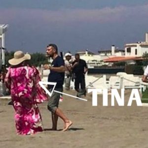 foto tina cipollari parodia gemma galgani a temptation island