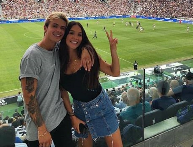 foto paola di benedetto e federico rossi allo stadio