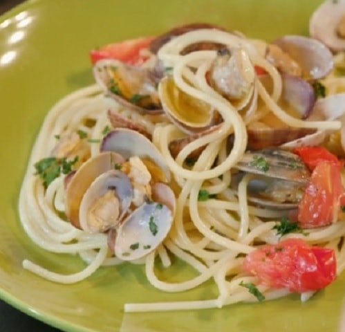 Foto spaghetti affumicati pomodorini vongole Ricette all'italiana