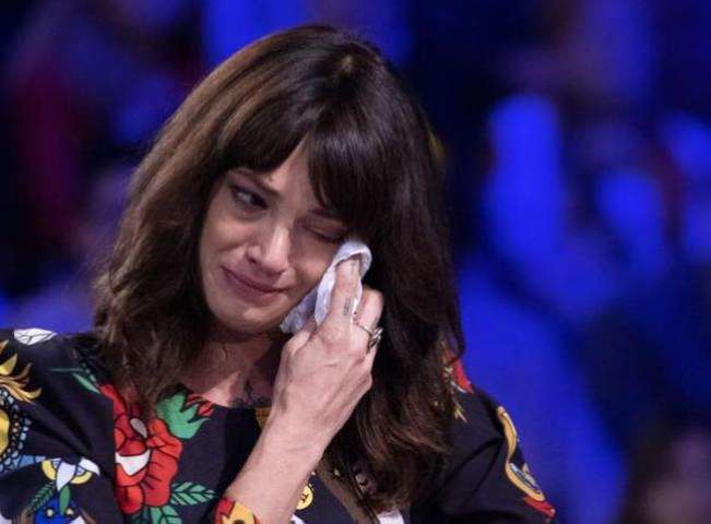 foto asiaargento verissimo