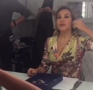 foto barbara d'urso nel suo camerino