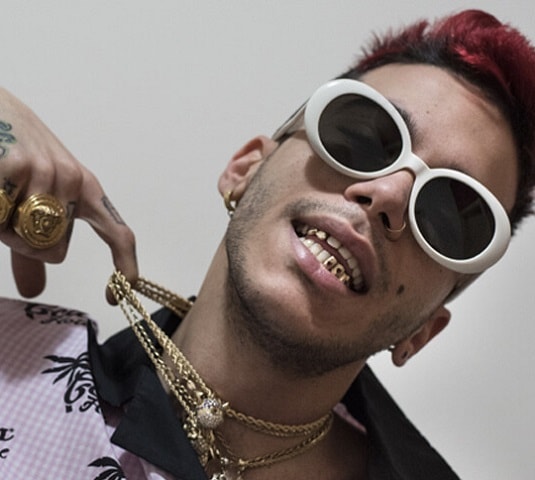 foto sfera ebbasta rompe il silenzio