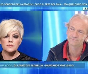 foto manuela villa e il figlio segreto di isabella biagini