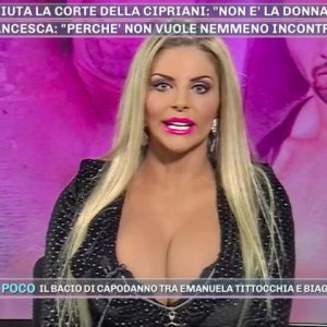 foto Francesca Cipriani pomeriggio 5 Walter Nudo maleducato