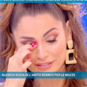 foto Alessia Macari piange domenica live