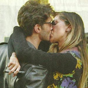 foto Belen Stefano de martino bacio video