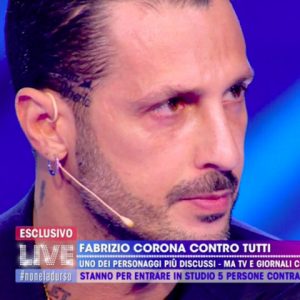 foto Fabrizio Corona scuse a Barbara D'Urso