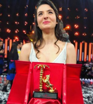 foto tecla insolia vince Sanremo Young