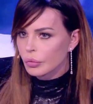 Foto Nina Moric Live Non è la d'Urso