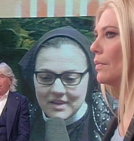 foto suor Cristina a storie italiane