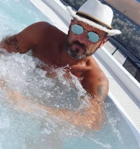 foto Sossio Aruta in piscina