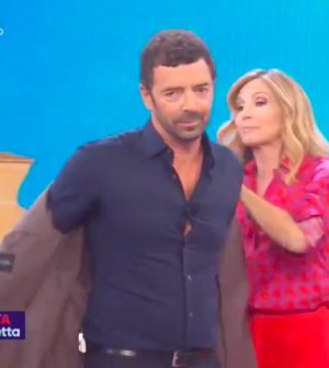 foto Alberto Matano Lorella Cuccarini la vita in diretta