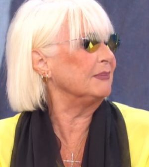 foto Loretta Goggi a La vita in diretta 2019