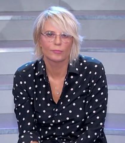 foto maria de filippi stizzita