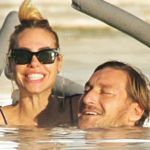 foto Ilary Blasi e Totti alle terme