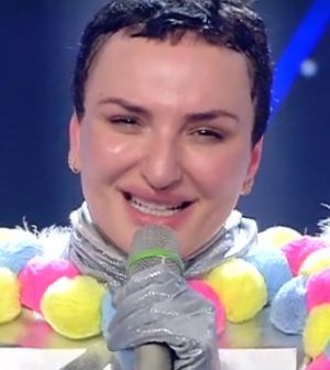 foto Arisa Barboncino, cantante mascherato