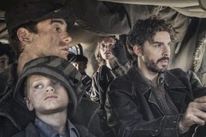 Foto La guerra è finita cast