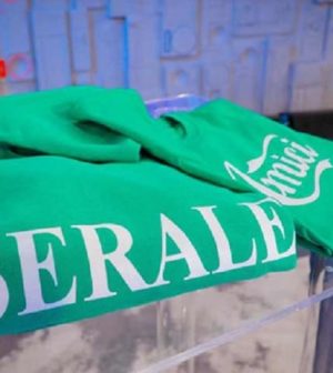 foto amici maglia serale