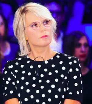 foto c'è posta per te anticipazioni 15 febbraio Maria De Filippi