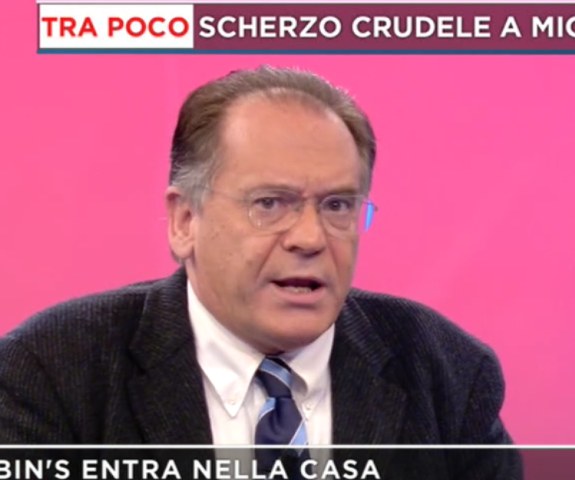 Foto Cecchi Paone stroncatura Mattino 5