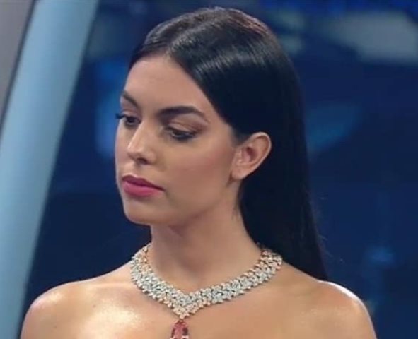 Foto Georgina Rodriguez gaffe Sanremo