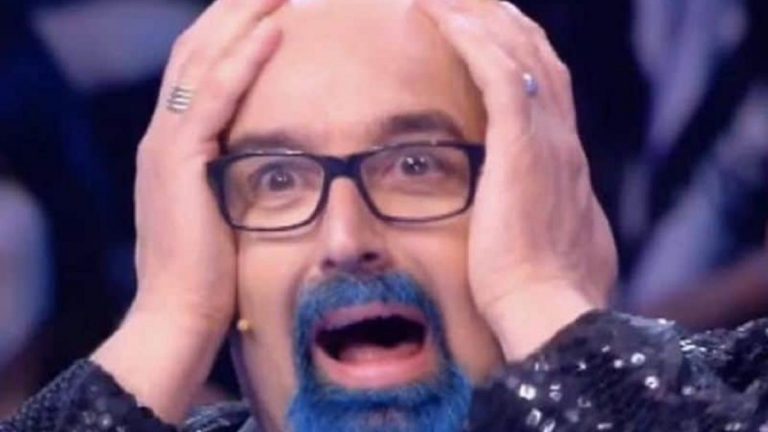 Con Le Mani Ciao Ciao Aldo Giovanni E Giacomo