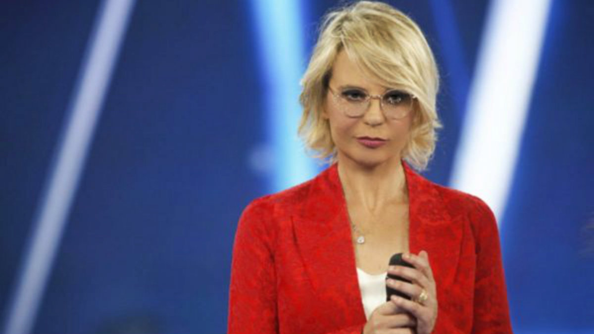 foto maria de filippi serale di amici finale rivelazione