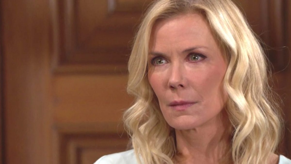 Foto Beautiful Brooke Logan