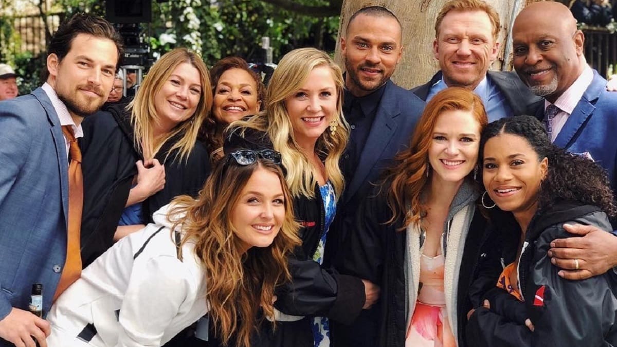 https://www.lanostratv.it/wp-content/uploads/2020/05/foto_cast_greys_anatomy.jpg