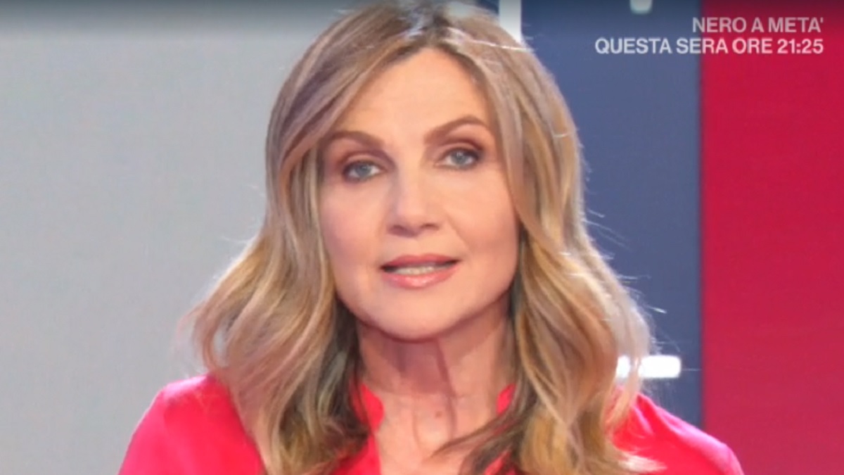 foto di Lorella Cuccarini a La vita in diretta del 27 maggio 2020