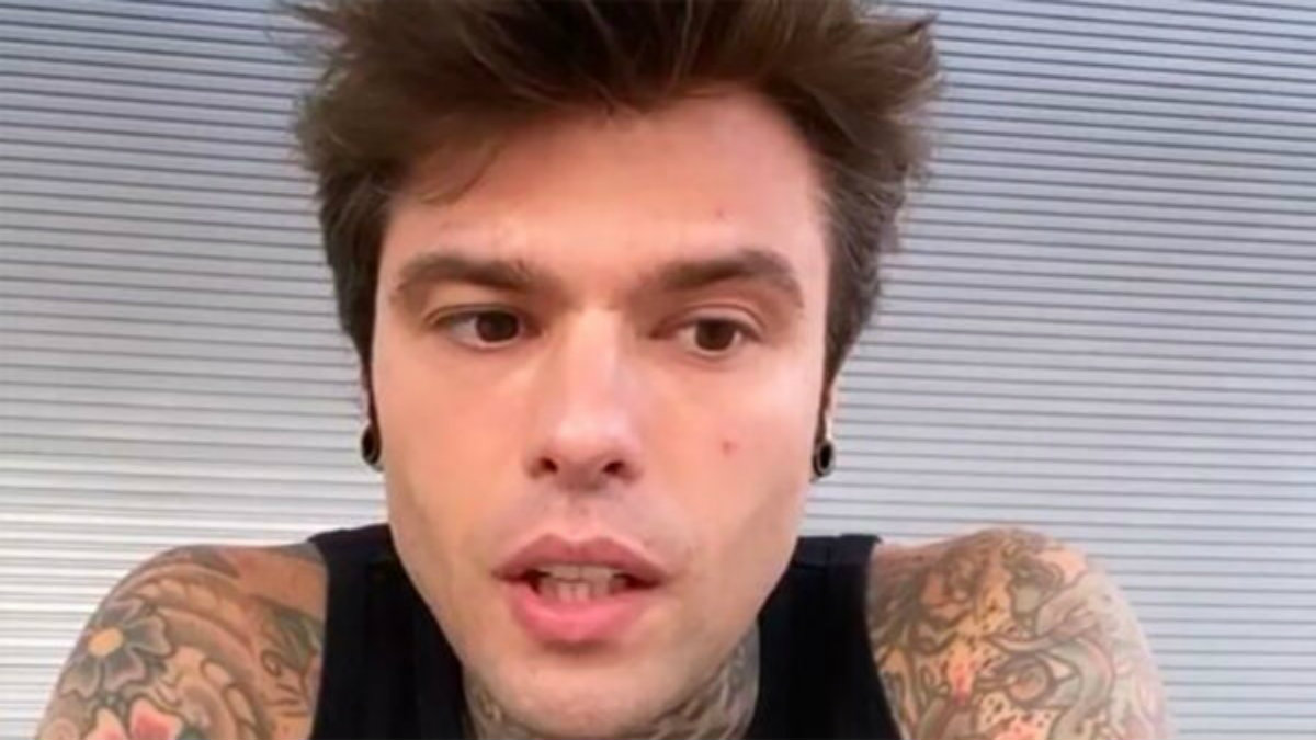 foto fedez critica xfactor giuria