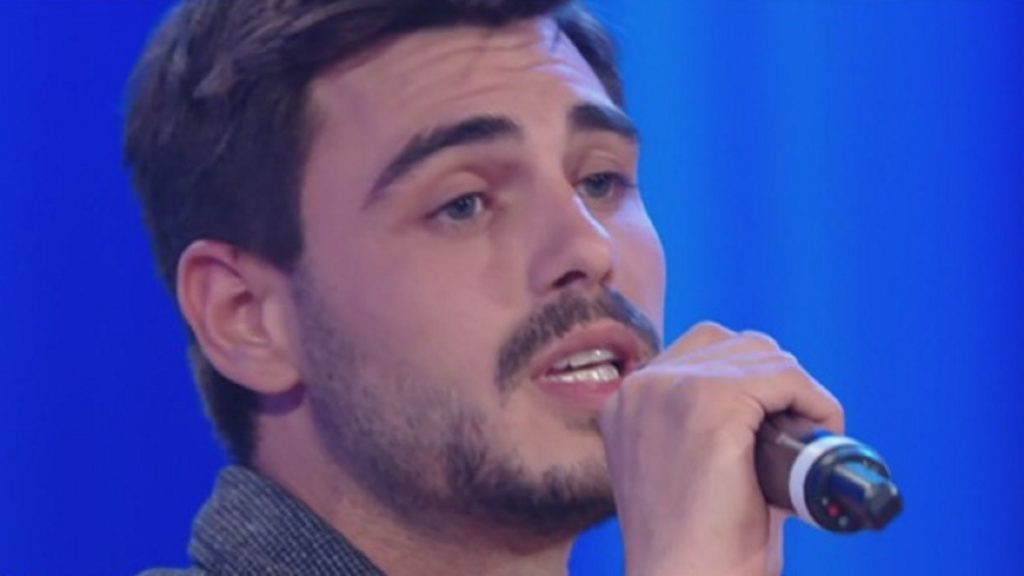 Chi Sceglie I Cantanti Per Sanremo