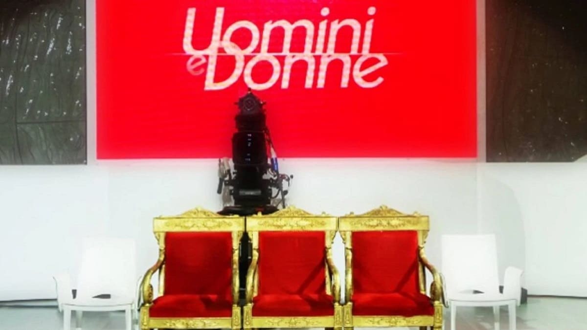 foto Uomini e Donne studio