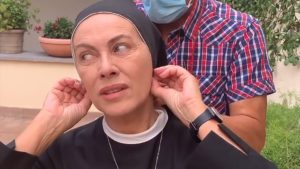 foto Elena Sofia Ricci sul set di Che Dio ci aiuti Instagram