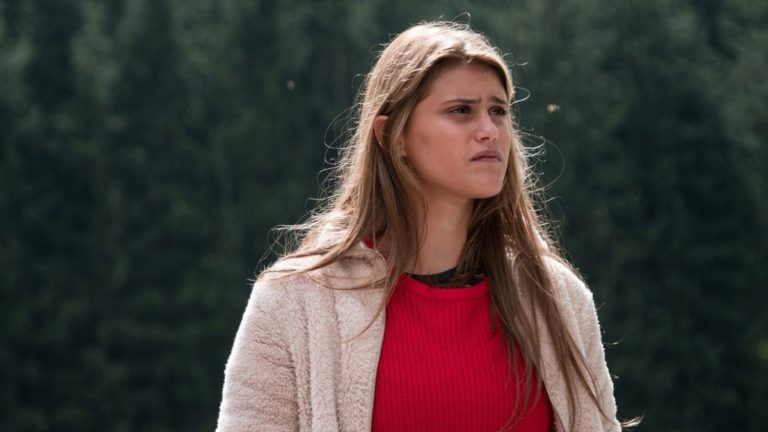Lara Komar Un Passo Dal Cielo 6
