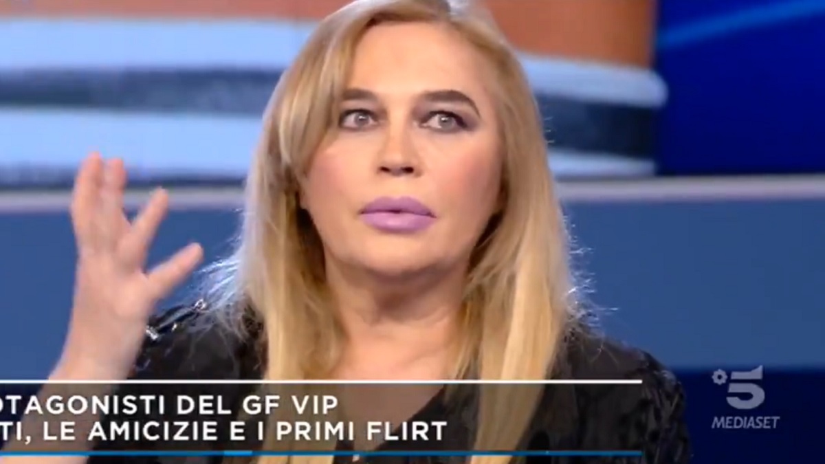 foto Lory Del Santo Mattino 5