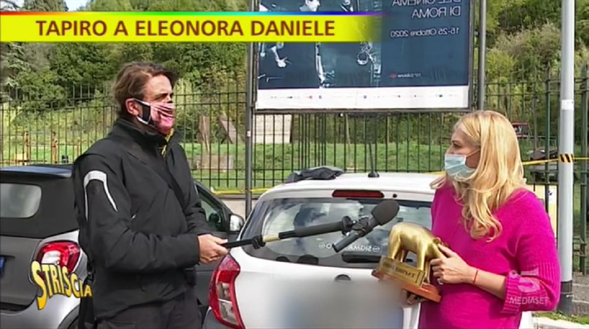 Foto Eleonora Daniele Tapiro Striscia La Notizia