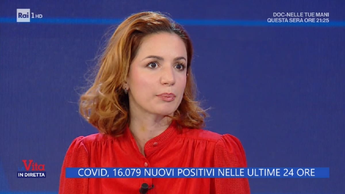 foto di Andrea Delogu a La vita in diretta del 22 ottobre