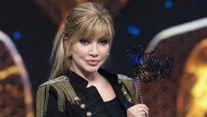 foto Milly Carlucci Il cantante mascherato