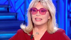 foto Amanda Lear 26 marzo