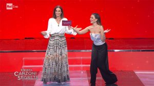 foto Cristina Parodi e Serena Rossi a Canzone Segreta