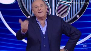 Foto Gerry Scotti annuncio Caduta Libera