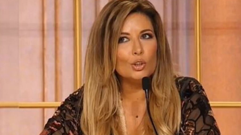 Selvaggia Lucarelli contro un conduttore Mediaset: “Tutto ciò è vergognoso”  - LaNostraTv