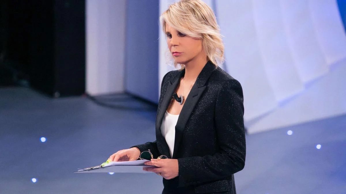 Foto Maria De Filippi C’è posta per te oggi