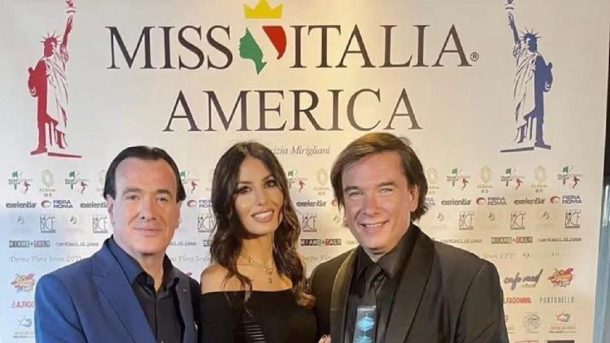 Foto Elisabetta Gregoraci Miss Italia America