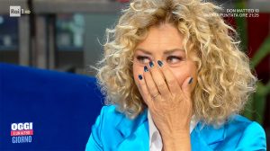 foto Eva Grimaldi in lacrime ad Oggi è un altro giorno