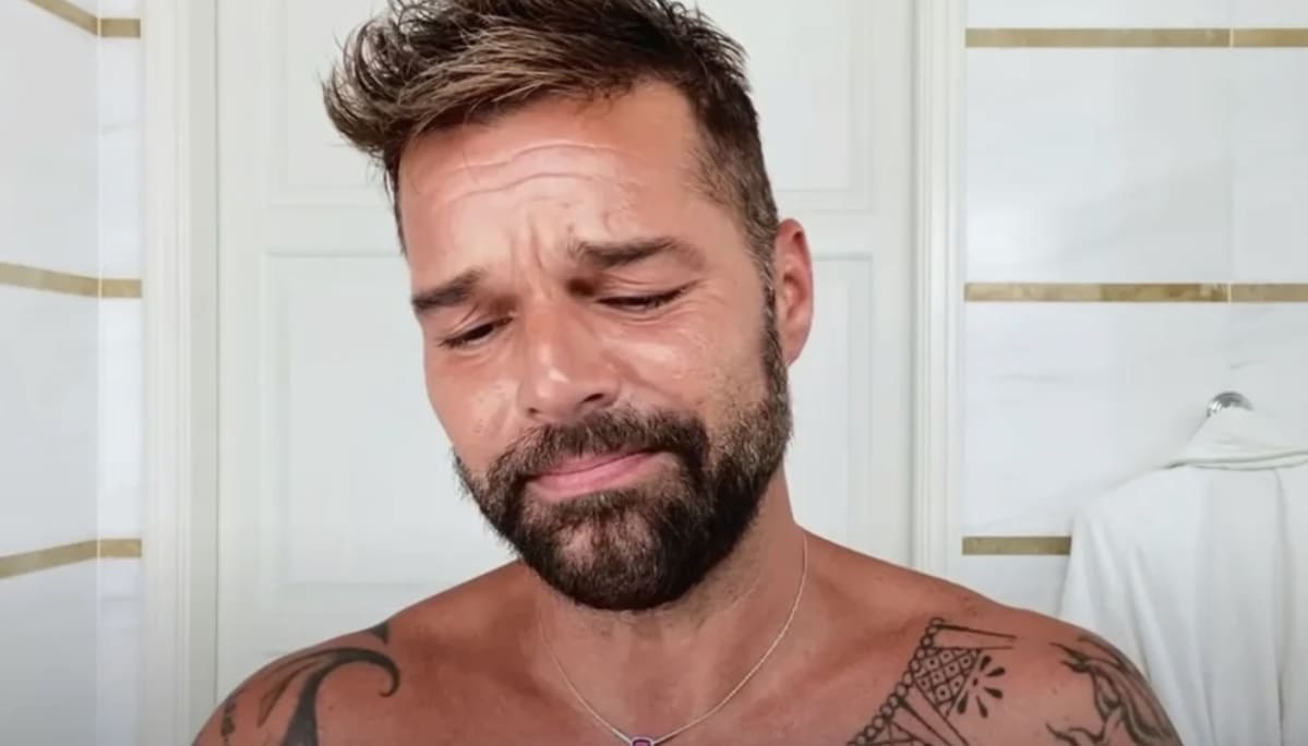 foot Ricky Martin molestie